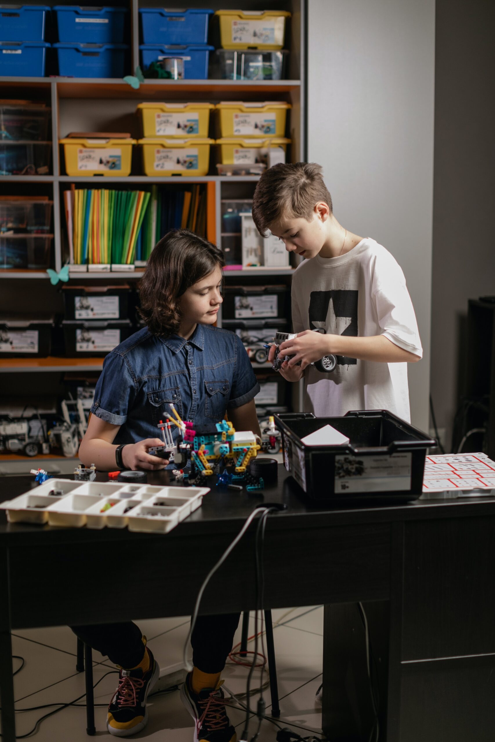 Robotics Beyond the Factory Floor TechBytesNews Examines the Role of Robots in Everyday Life